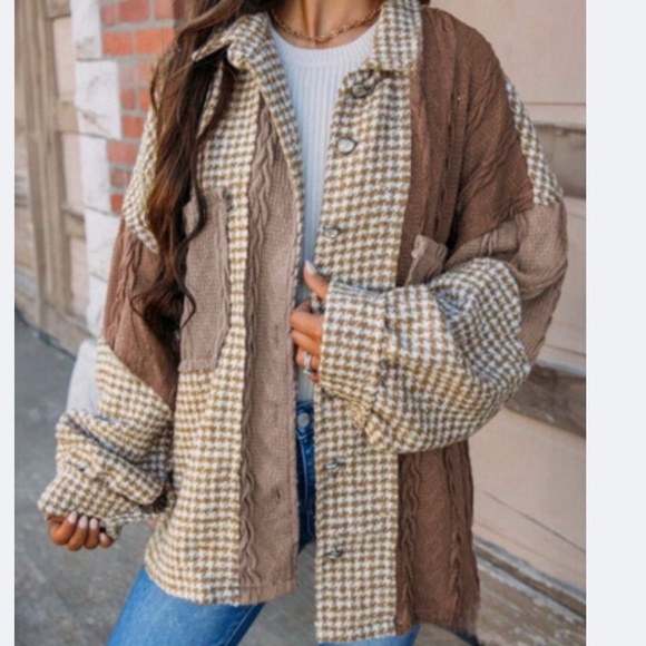 New button down  long sleeve jacket - Picture 4 of 4